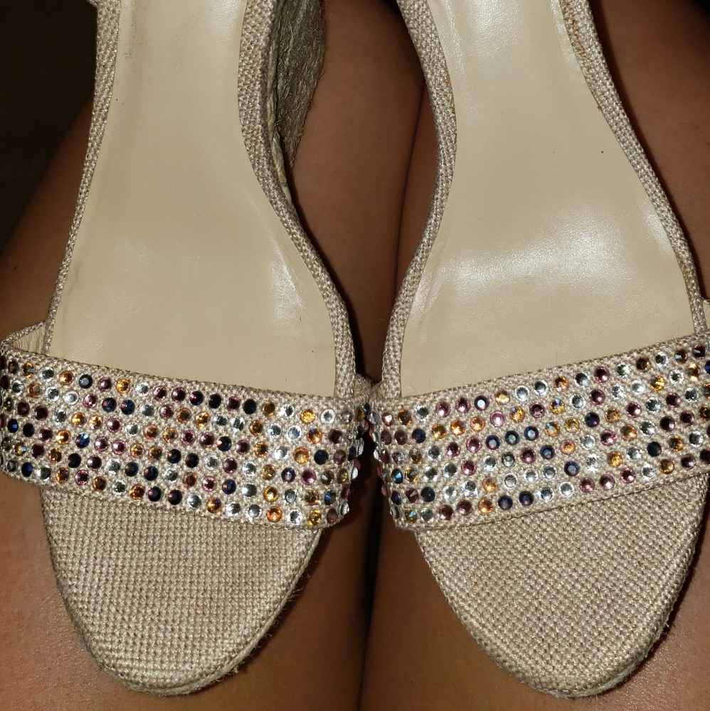 Sparkly wedge